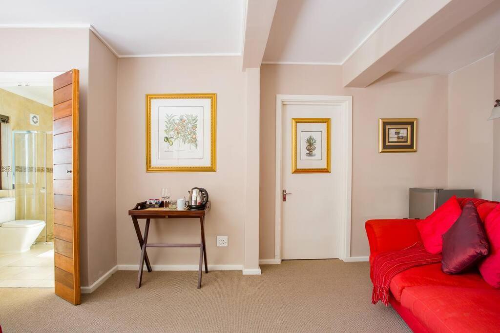 Guest house Aqua Terra Boutique Simon's Town